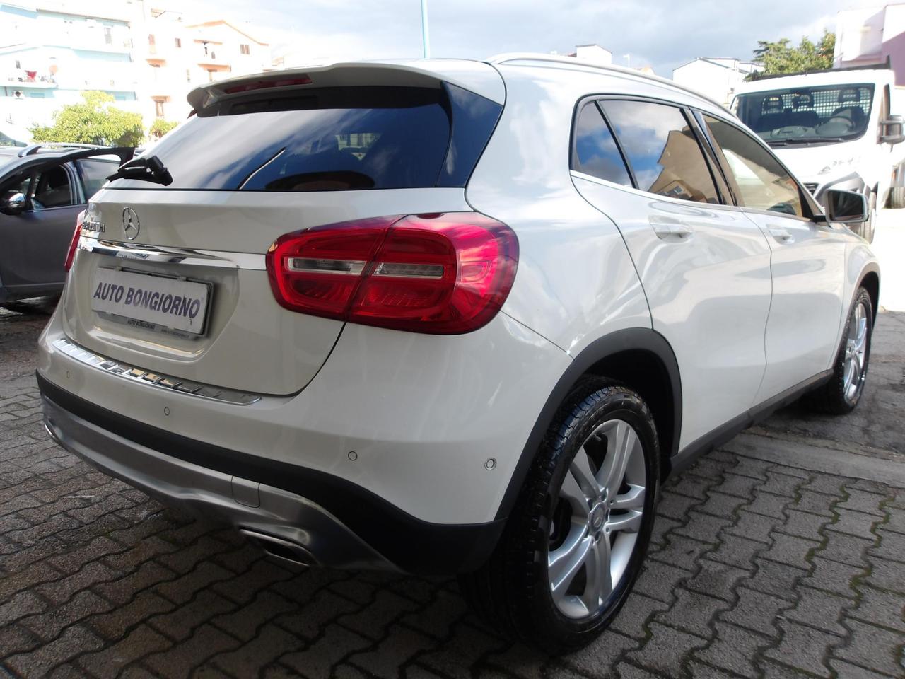 Mercedes GLA 200 d (cdi) Sport auto *TETTO APRIBILE*