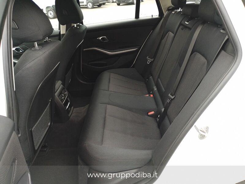 BMW Serie 3 G21 2022 Touring 318d Touring mhev 48V auto