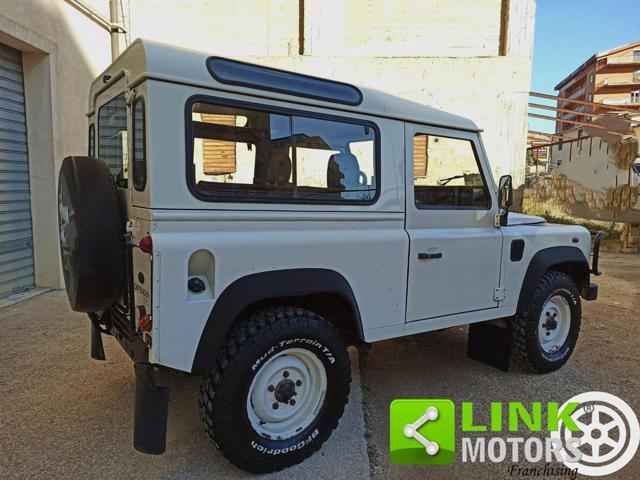 LAND ROVER Defender 90 2.5 Td5