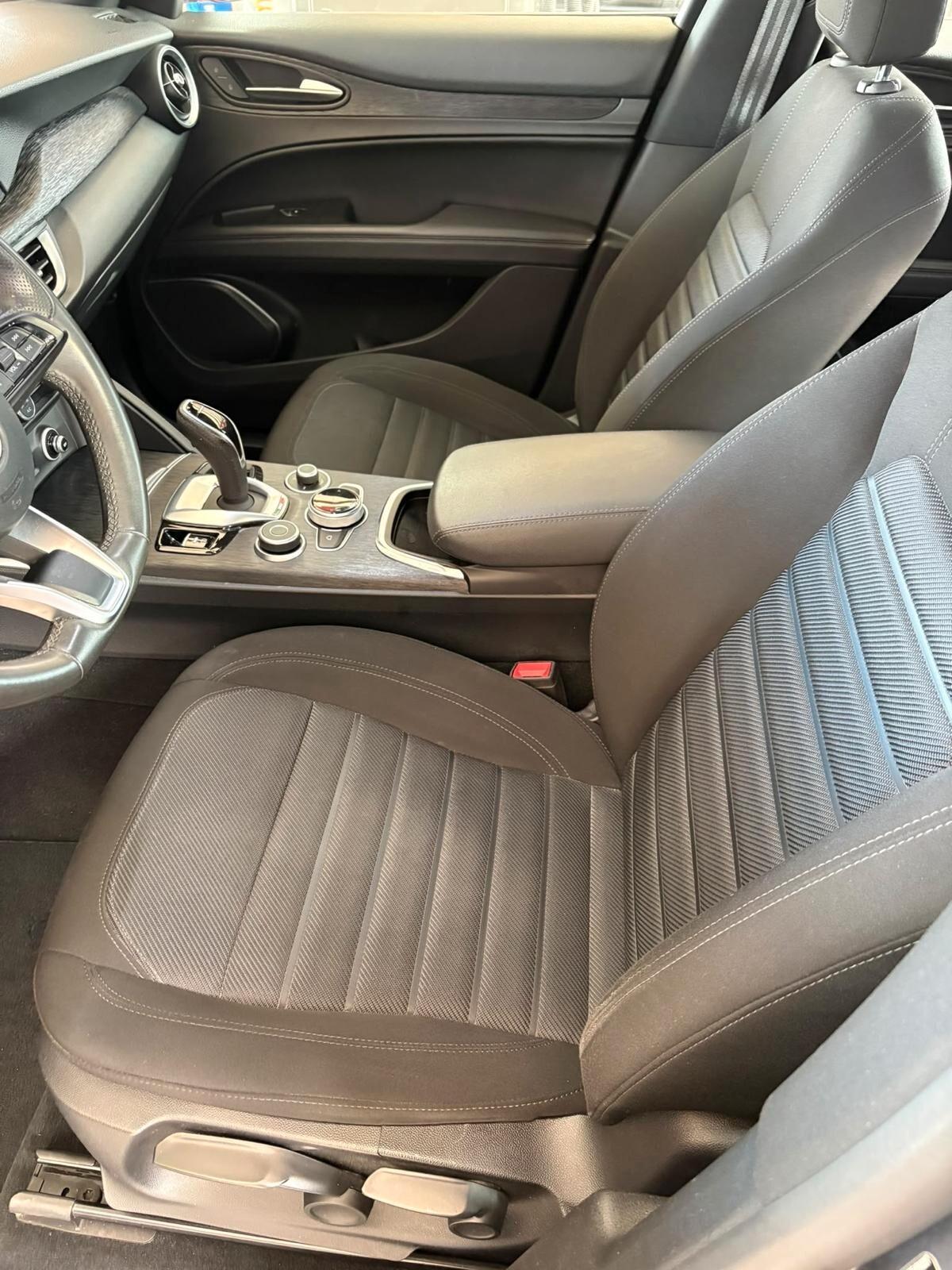 ALFA Stelvio 2.2Mjt 190CV AT8 Q4 Business - 2023