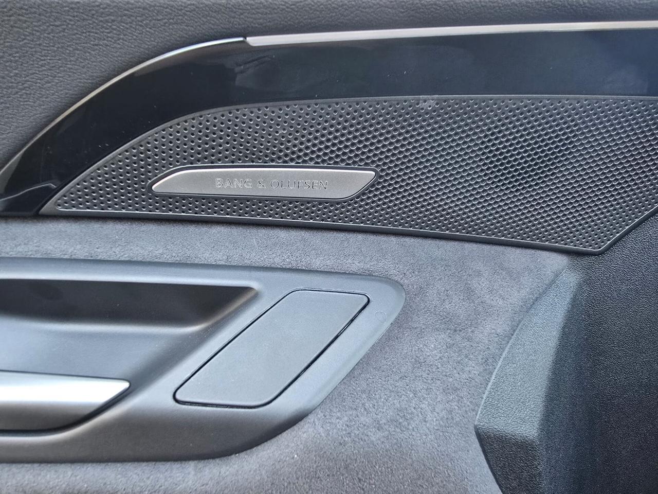 Audi Q5 40 TDI 204 CV quattro S tronic Identity Black