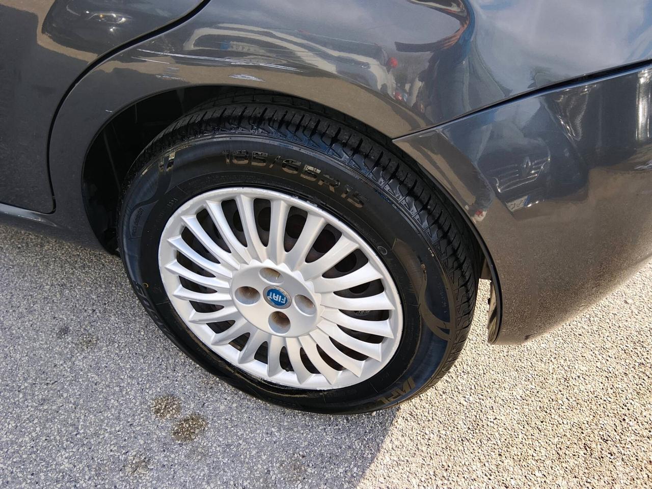 Fiat Grande Punto 1.3 MJT 75