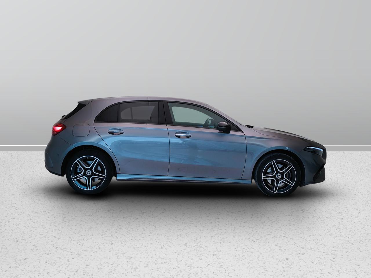 Mercedes-Benz Classe A - W177 2023 - A 250 e phev AMG Line Premium auto