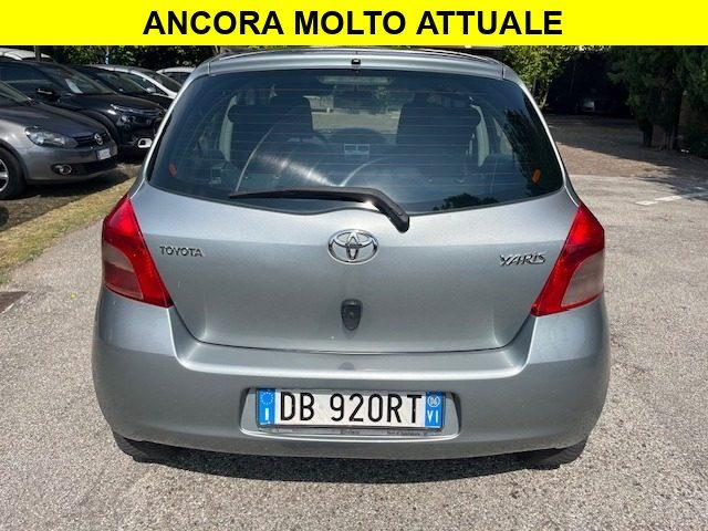 TOYOTA Yaris 1.3 5 porte