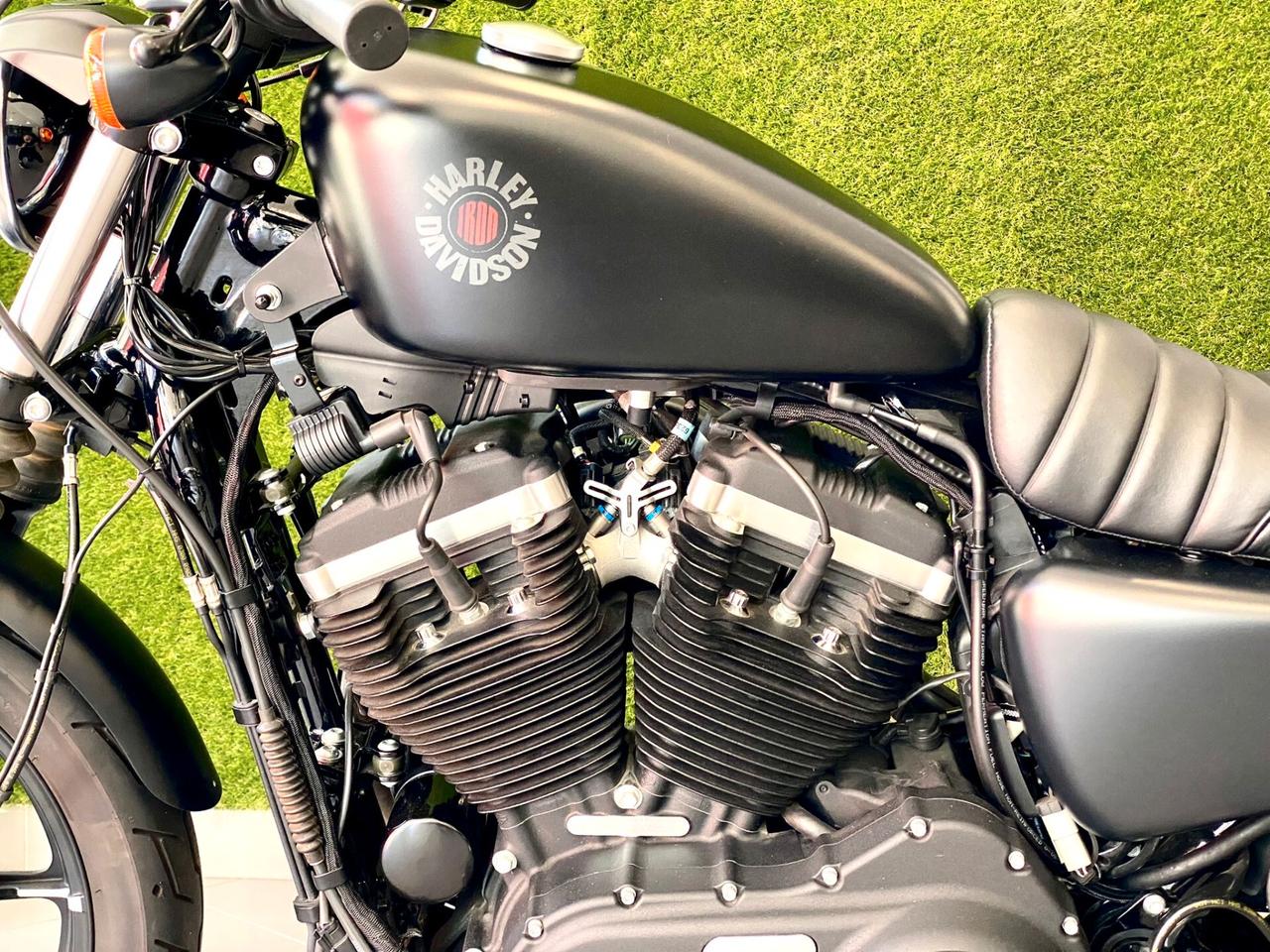 Harley-Davidson Sportster Iron 883 -COME NUOVA