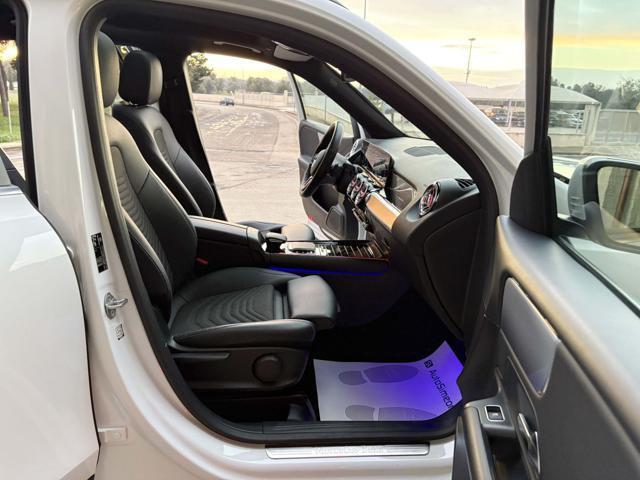 MERCEDES-BENZ GLB 200 d Automatic 4Matic Sport Plus TETTO APR/PAN