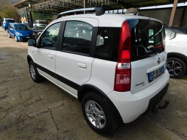Fiat Panda 1.3 MJT 16V DPF 4x4 Climbing