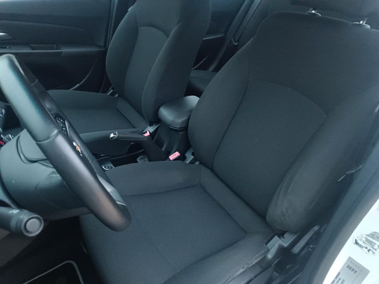 Chevrolet Cruze 1.8 5 porte LT GPL