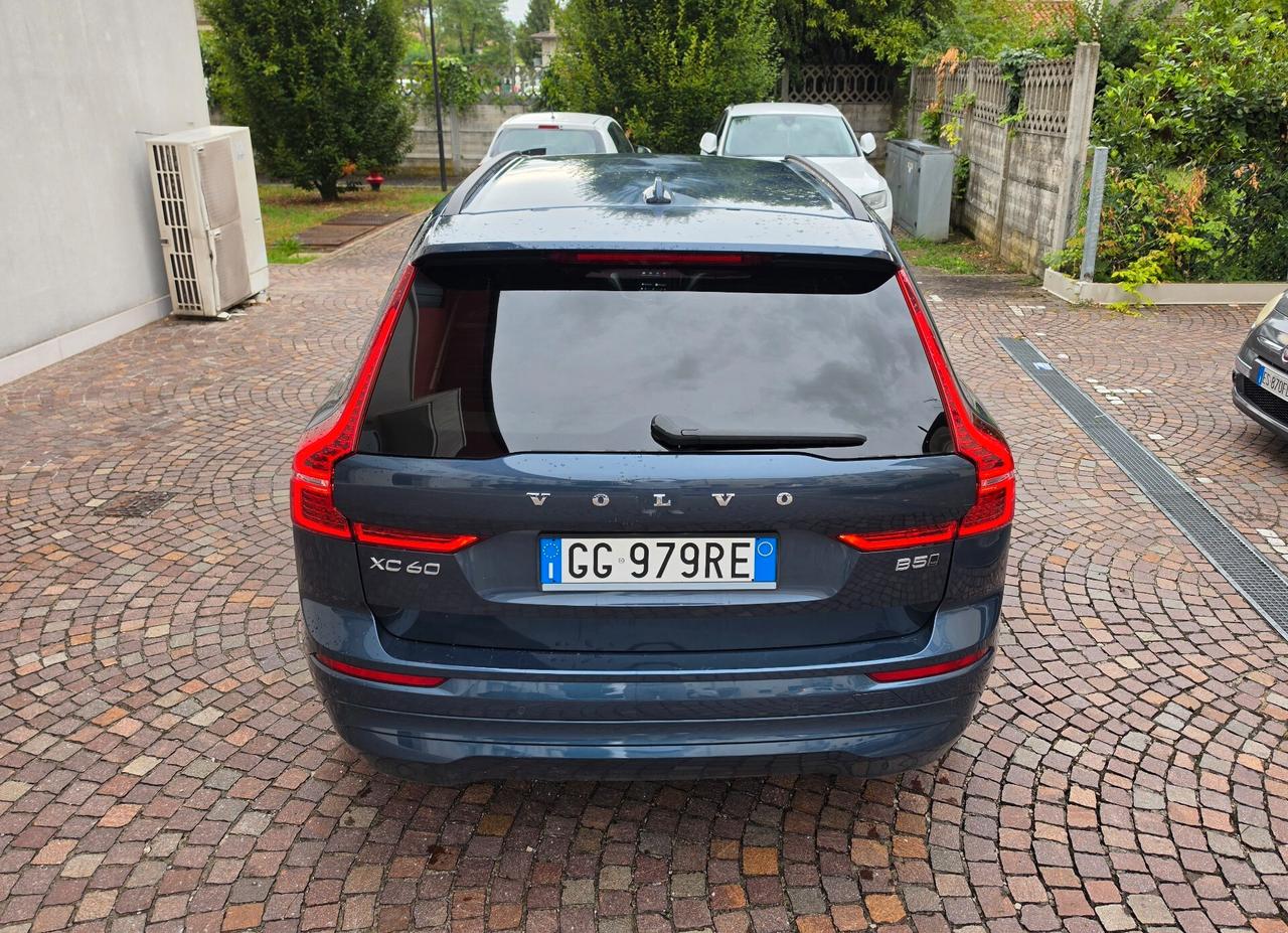 Volvo XC 60 XC60 B4 (d) AWD Geartronic Momentum Pro