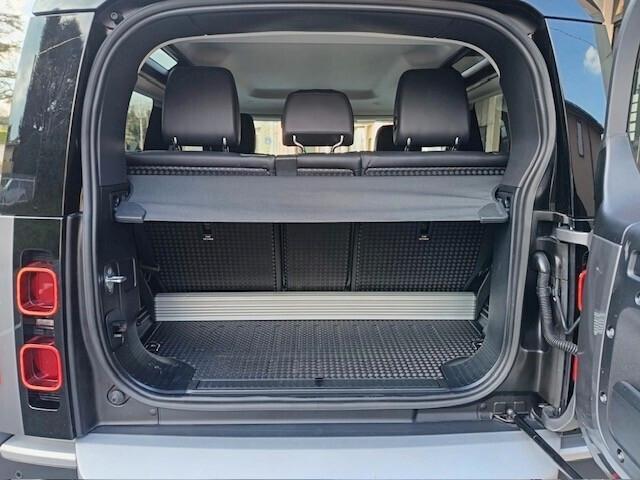 Land Rover Defender 90 3.0d I6 200 CV AWD Auto SE, UFF., UNICOPROP.