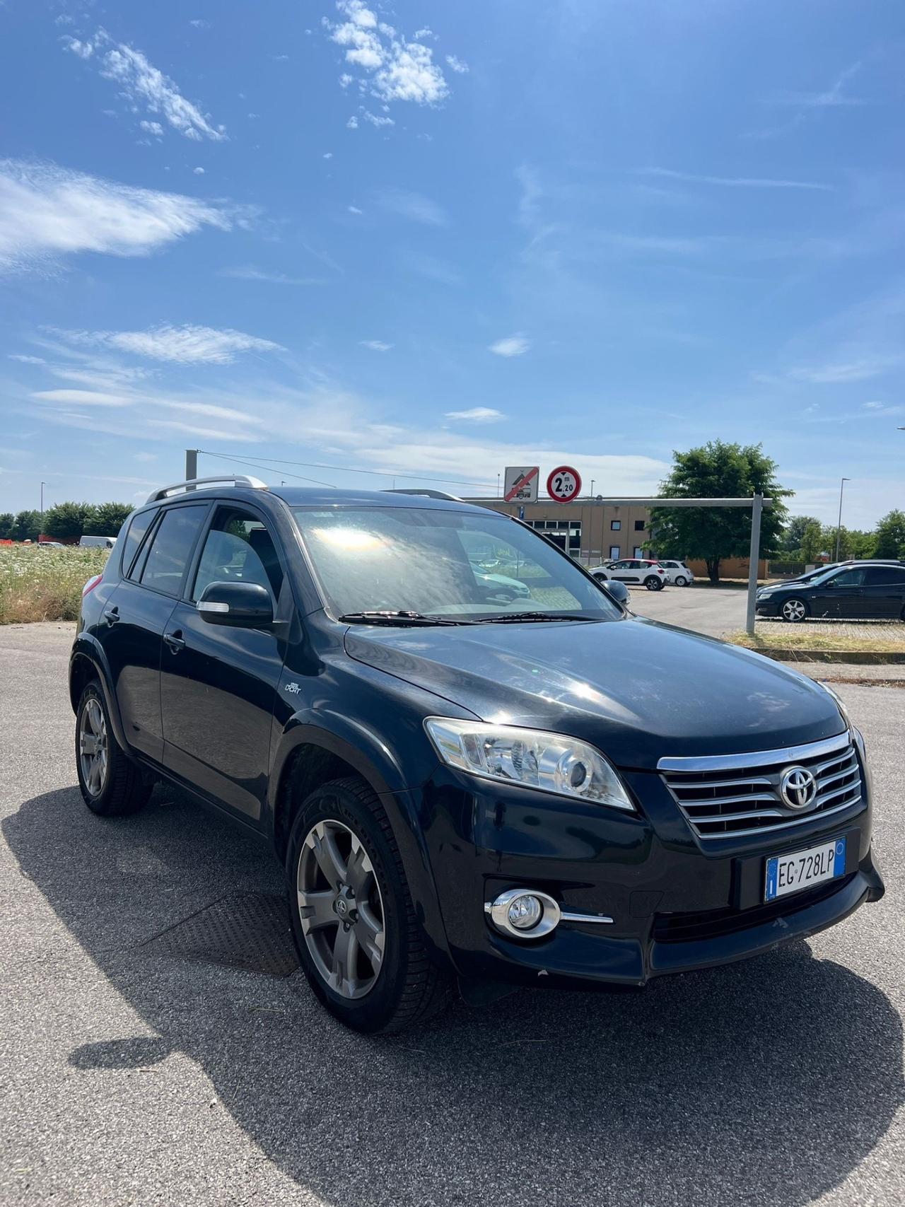 Toyota RAV 4 RAV4 2.2 D-4D 150 CV DPF