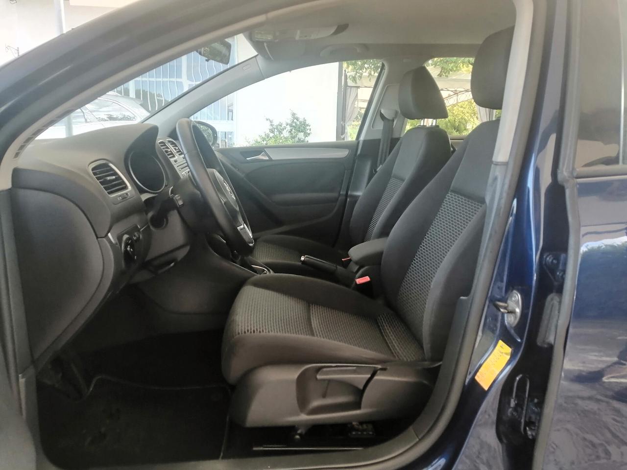 Volkswagen Golf 1.6 tdi 105 cv BlueMotion