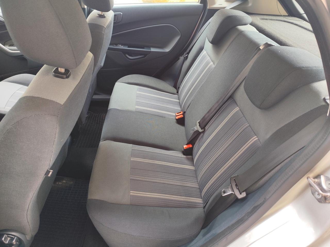 Ford Fiesta 1.4 BENZ/GPL 97CV PERFETTA