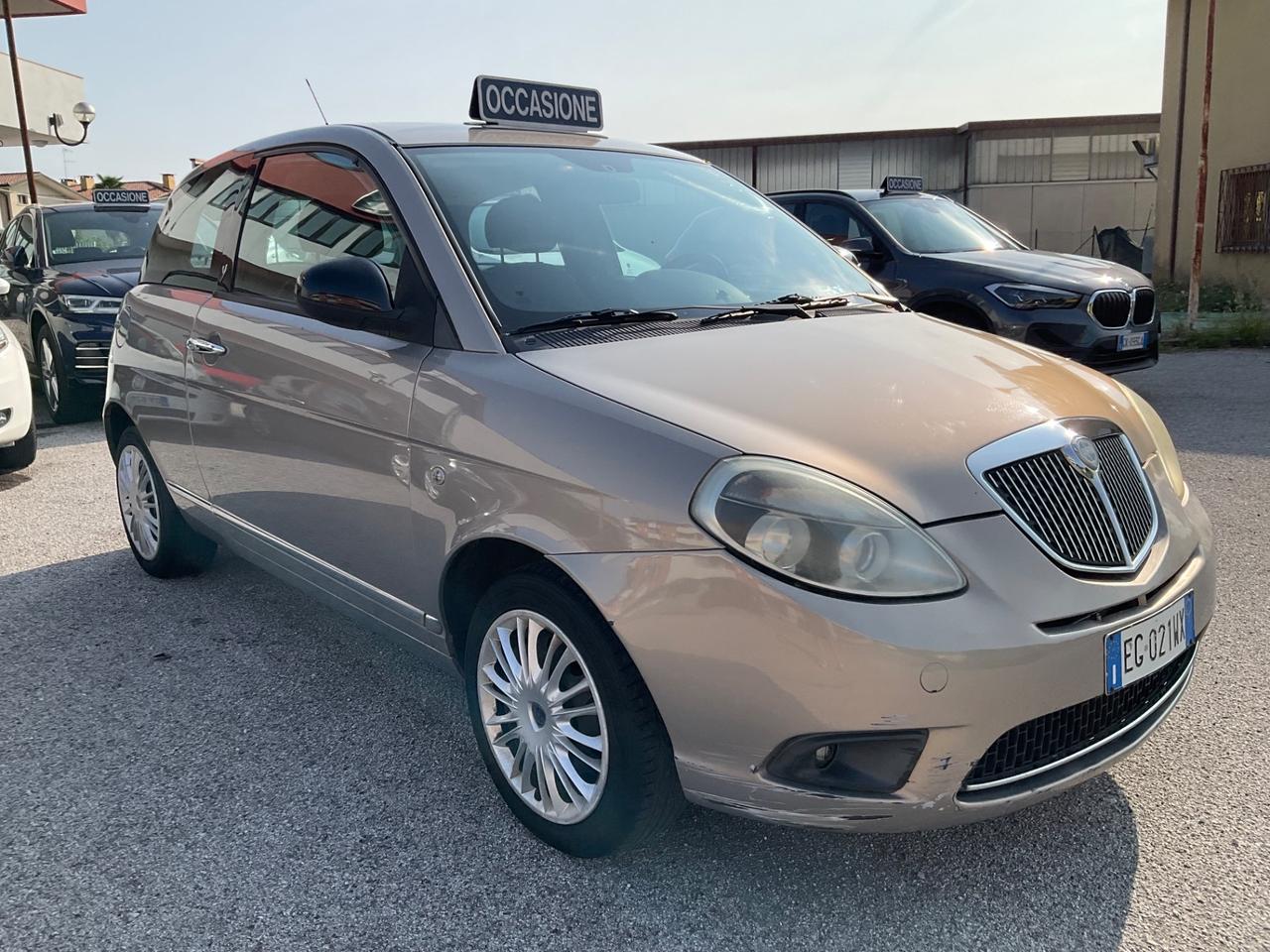 Lancia Ypsilon 1.2 69 CV Elle