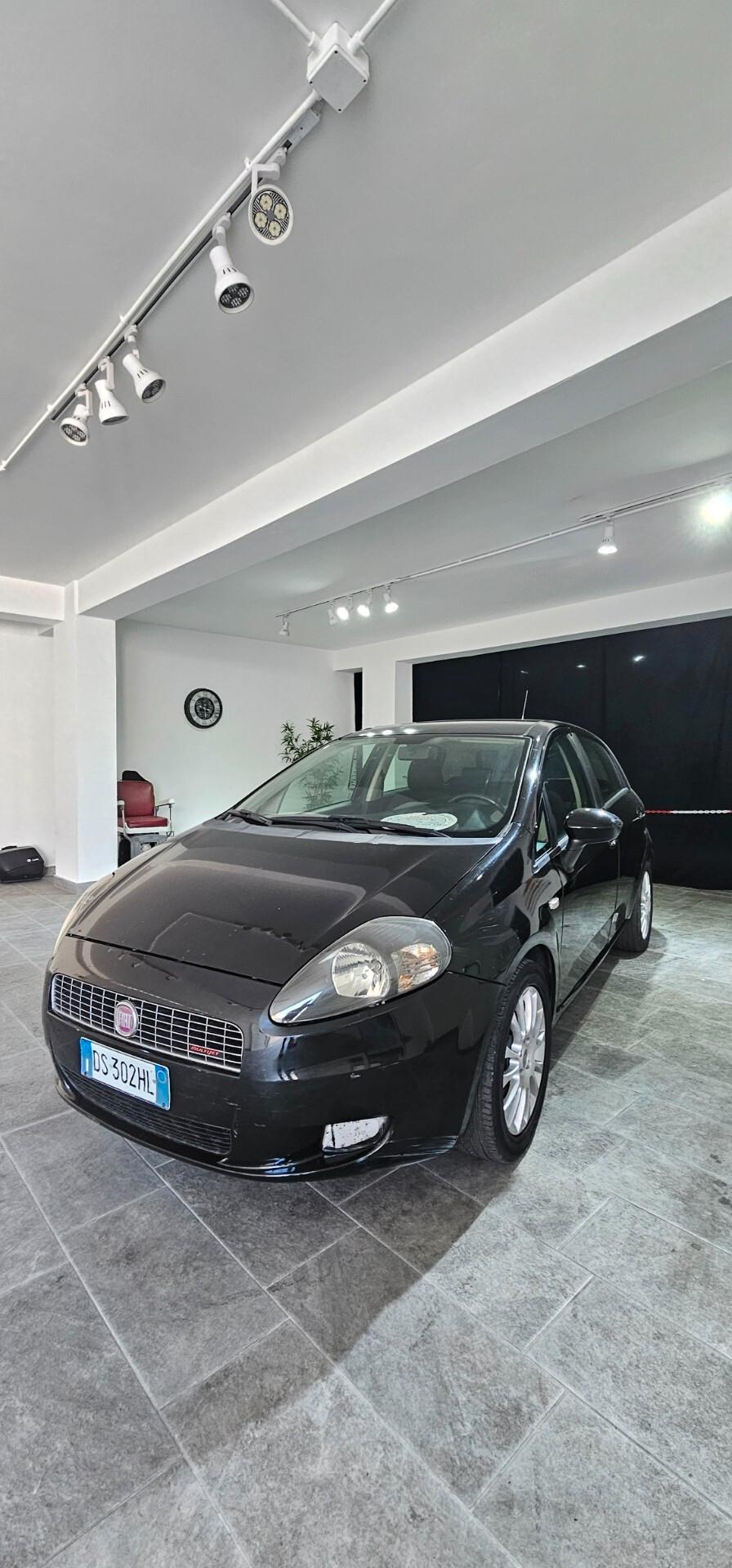 Fiat Punto 1.3 MJT 16V 5p. 4p.ti Active Van