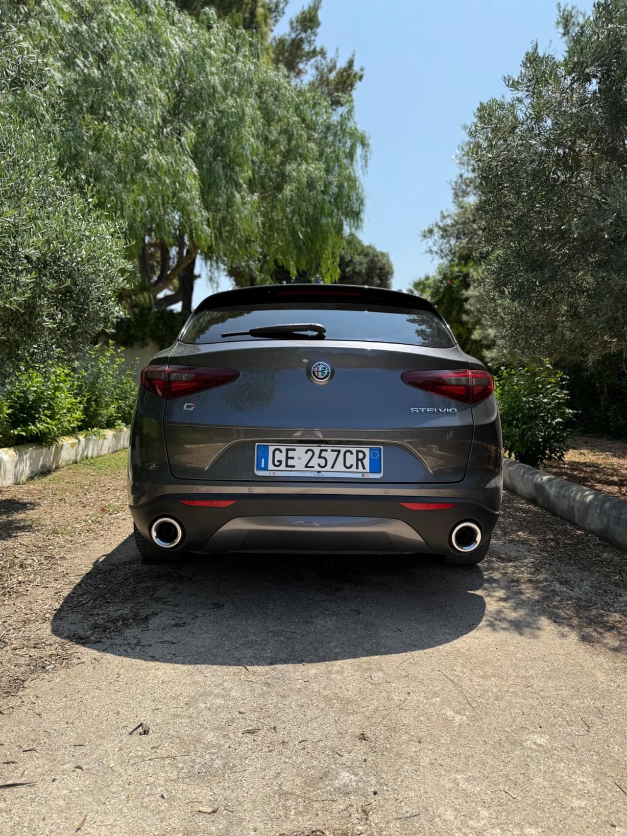 Alfa Romeo Stelvio 2.2 Turbodiesel 190 CV AT8 Q4 Executive super