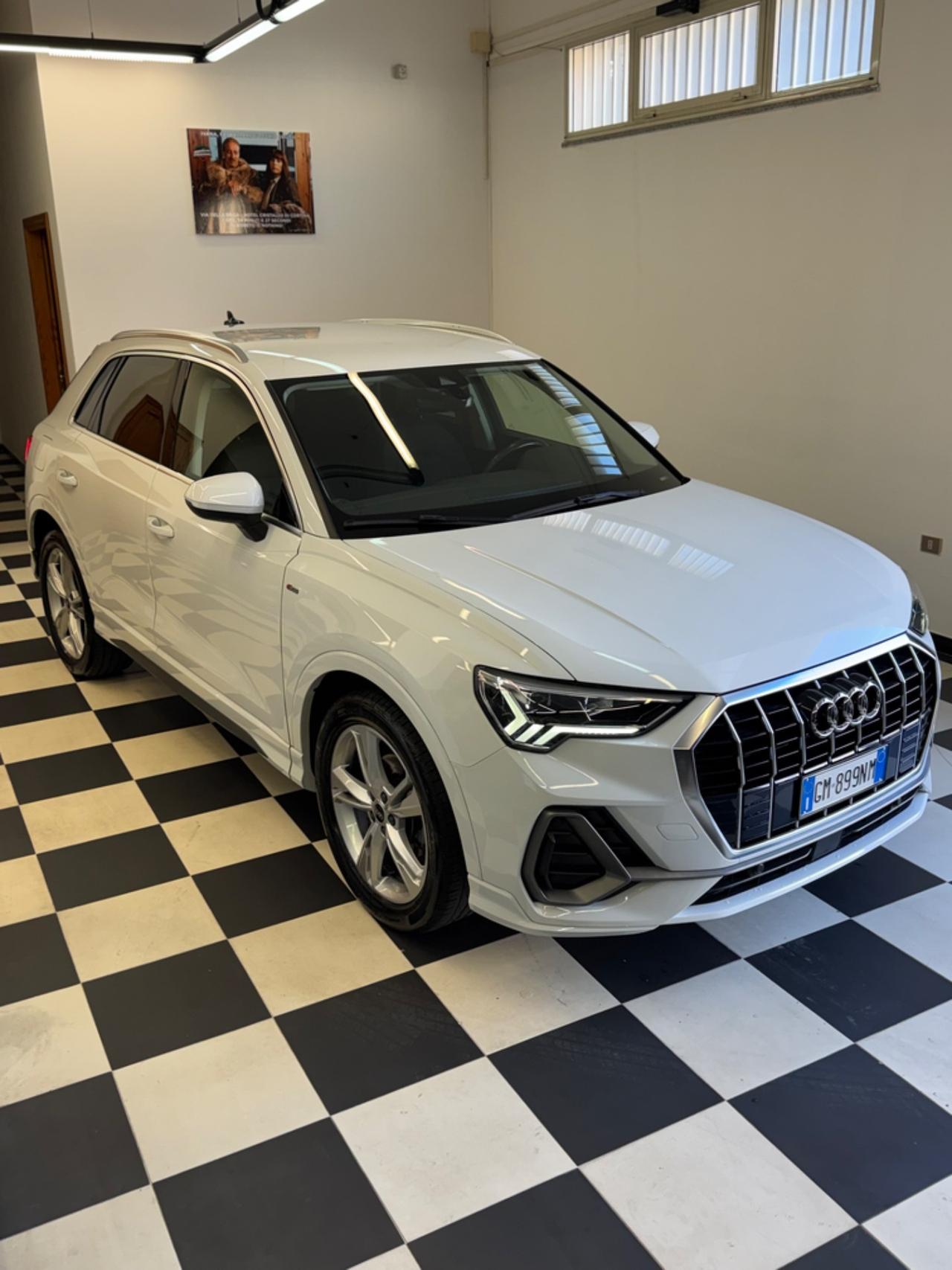 Audi Q3 35 TDI S tronic S Line Edition