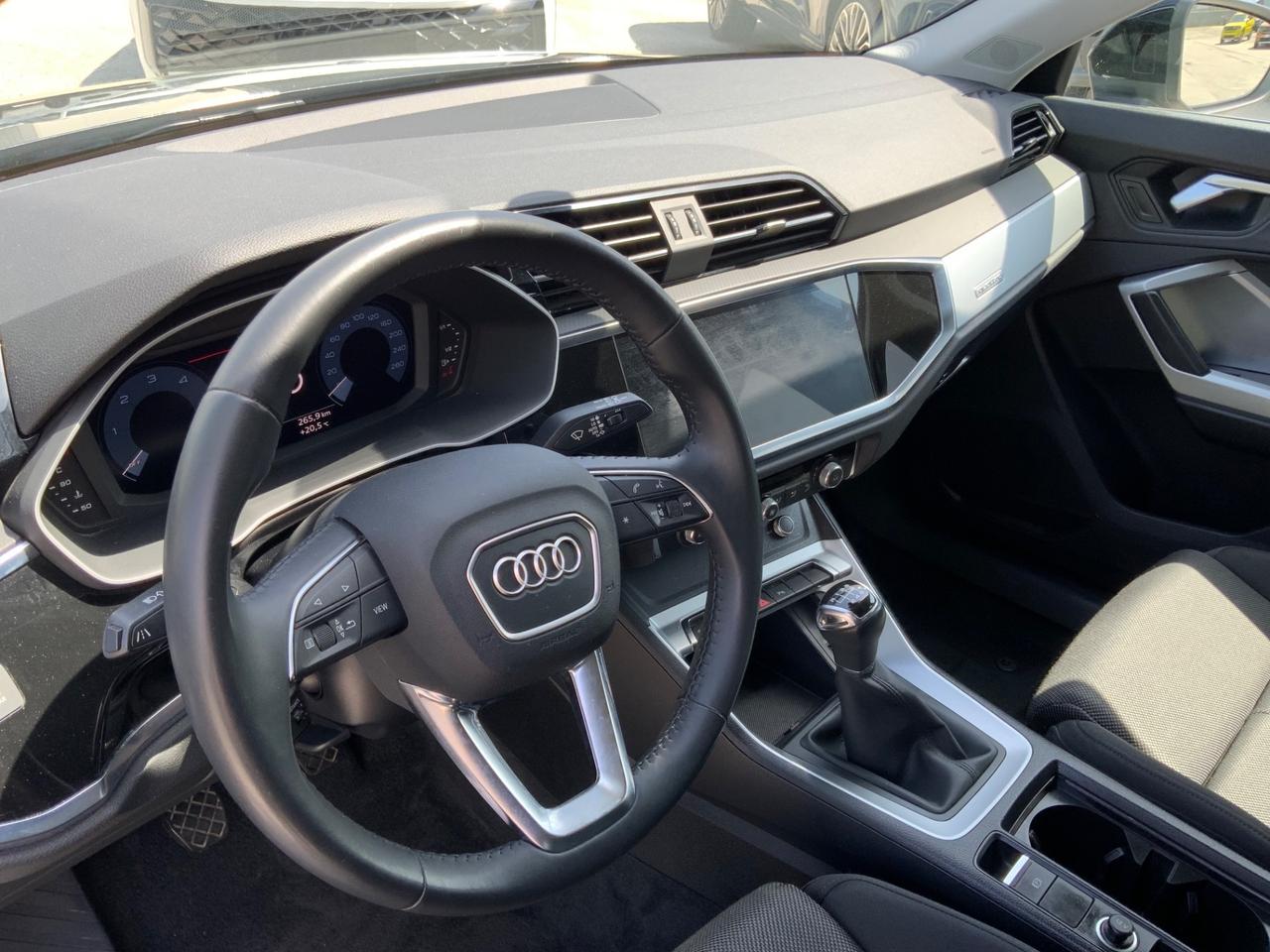 Audi Q3 SPB 35 TDI quattro S line edition