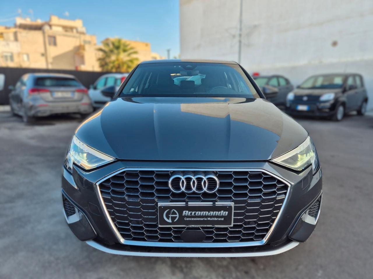 Audi A3 30 TDI S-tronic Business Advanced