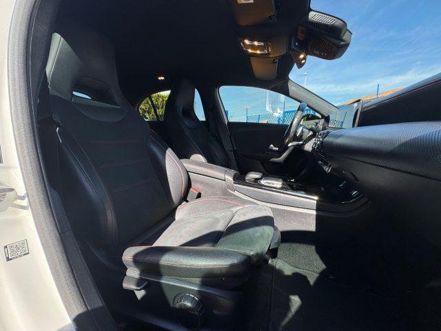 MERCEDES-BENZ A 180 d Automatic Premium