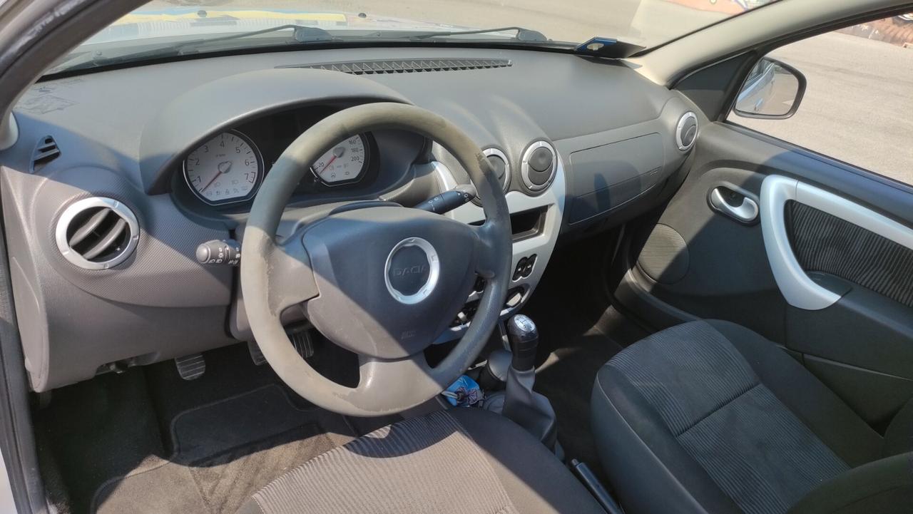 Dacia Sandero 1.4 8V GPL NEOPATENTATI - 2010