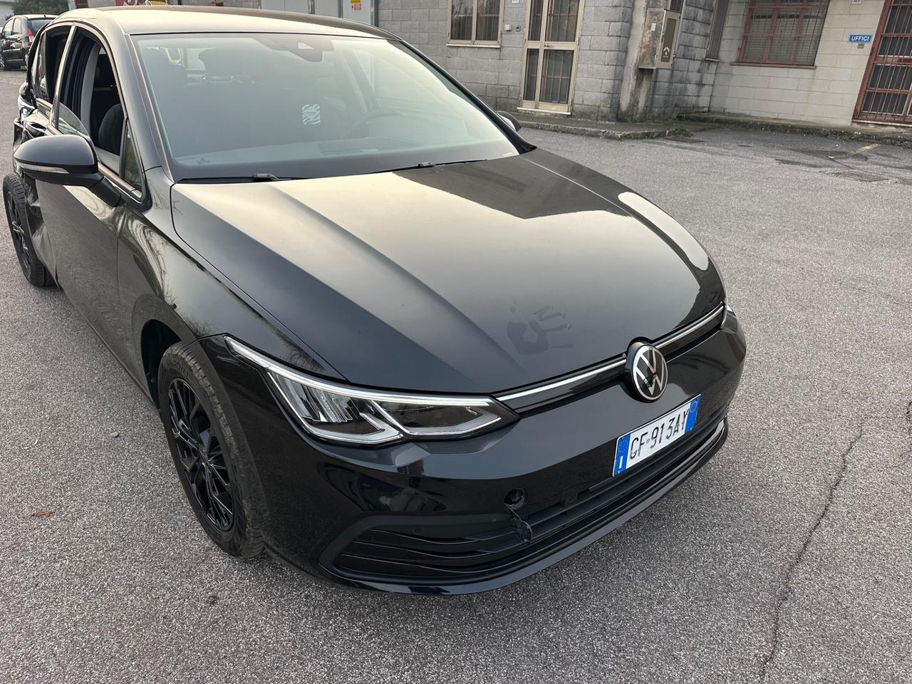 Volkswagen Golf 1.0 incidentata 2021