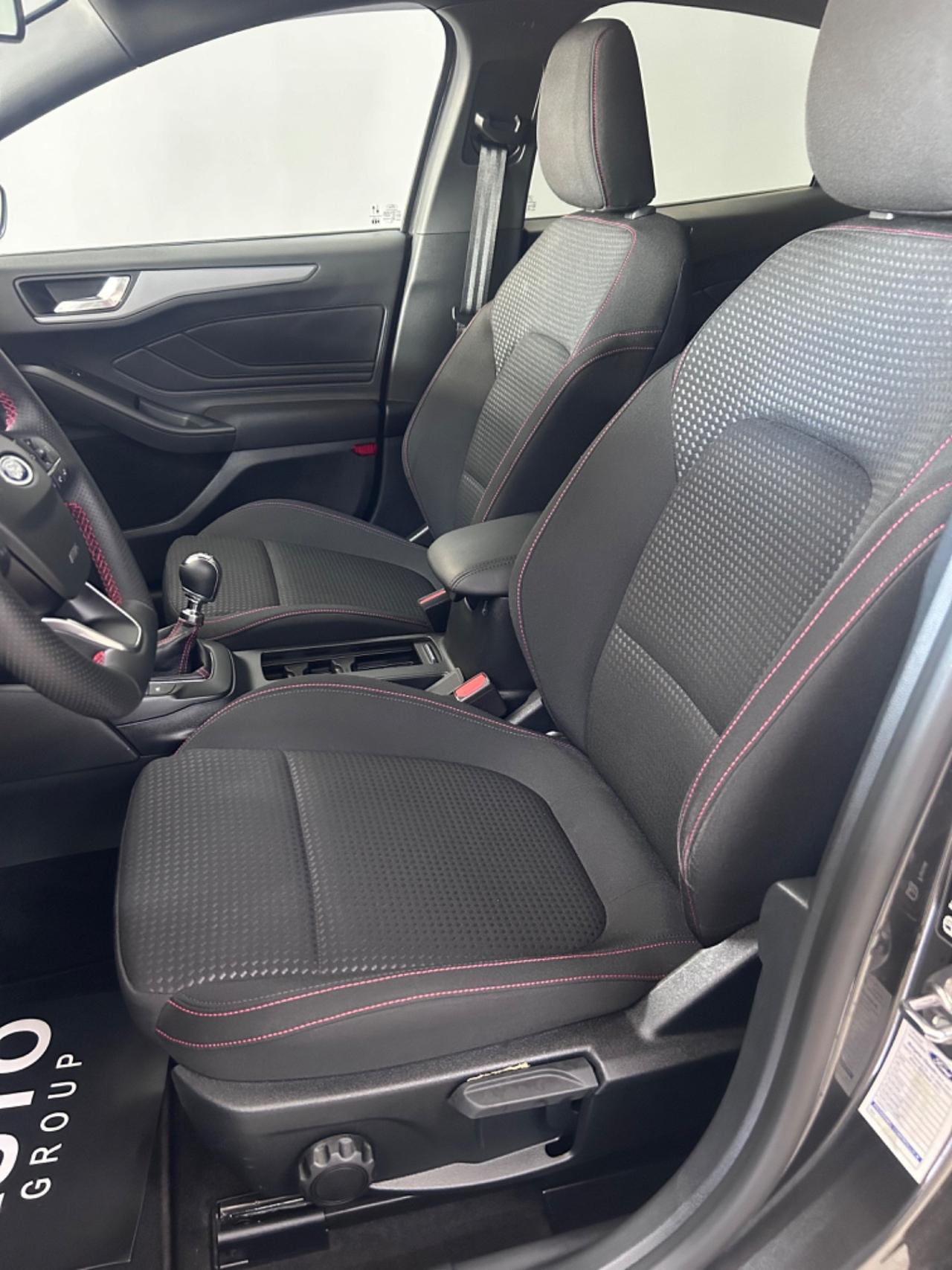 Ford Focus 1.0 EcoBoost Hybrid 125 CV 5p. ST-Line Design