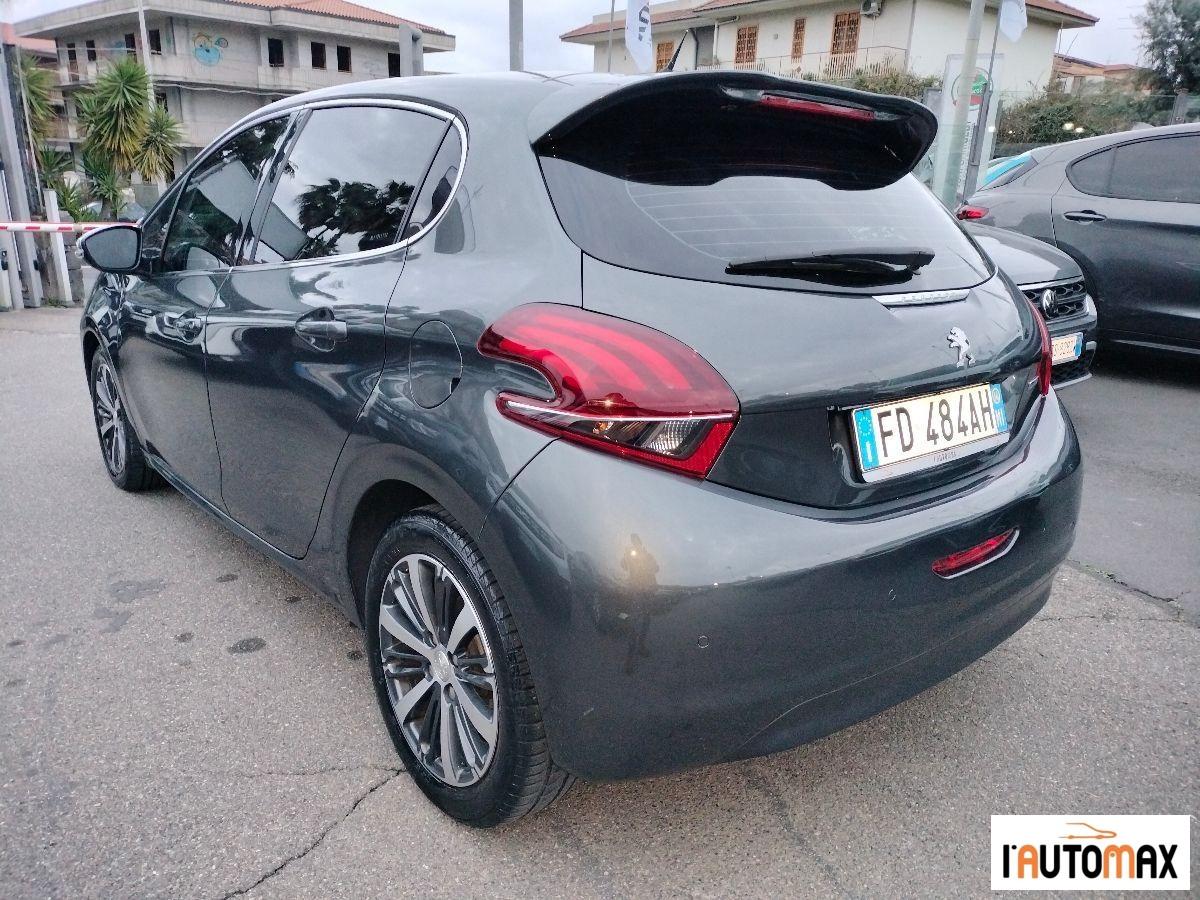 PEUGEOT - 208 - BlueHDi 100 5p. Allure