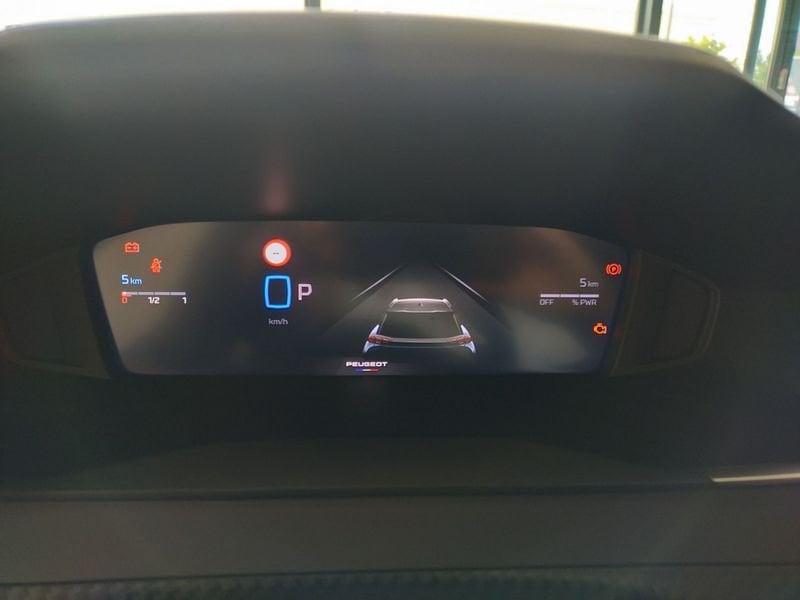 Peugeot 2008 Hybrid 136 e-DCS6 Allure + Vision & Drive KM0