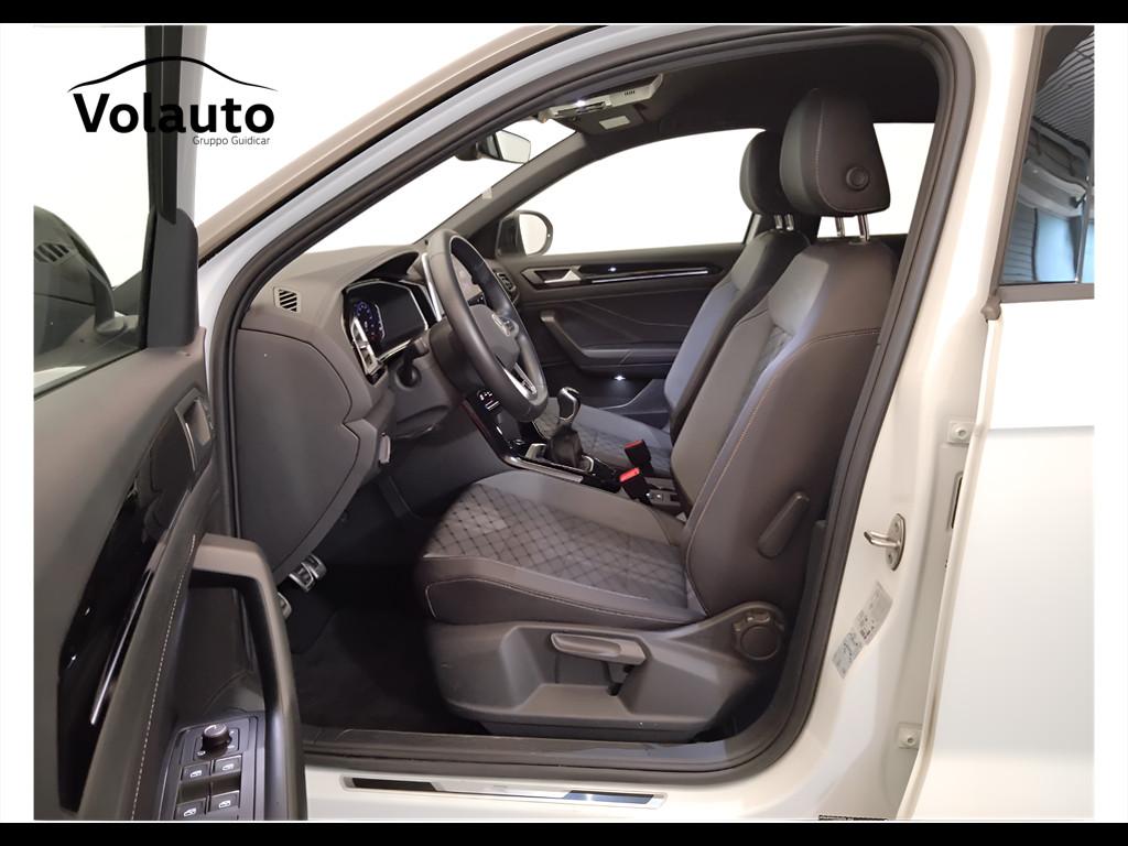 VOLKSWAGEN T-Roc 2022 - T-Roc 1.0 tsi R-Line 110cv