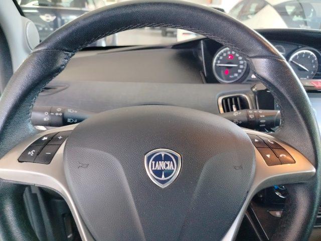 LANCIA Ypsilon 1.0 Hybrid Gold
