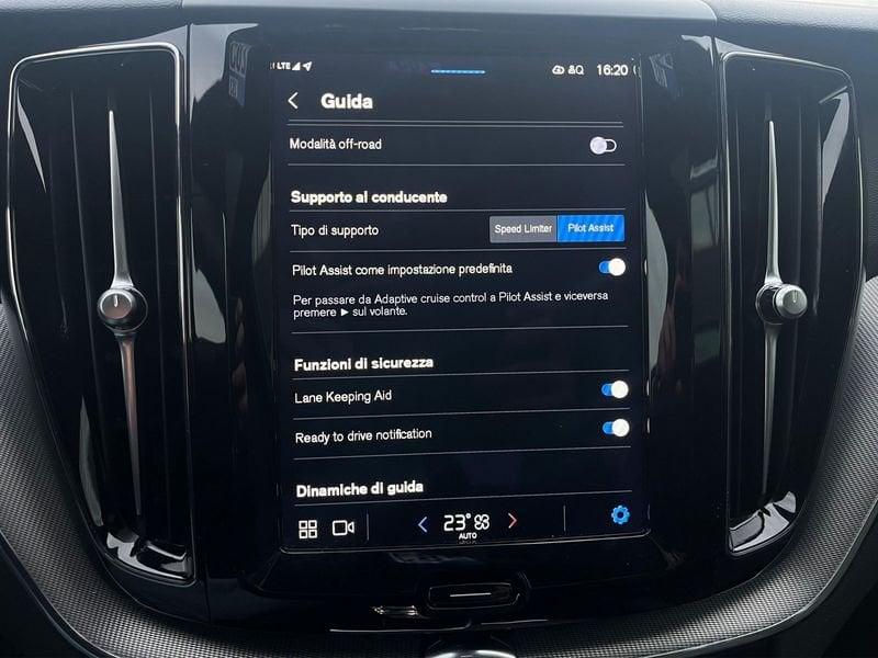 Volvo XC60 XC60 B4 automatico Plus Dark