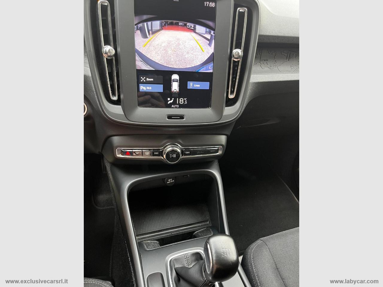 VOLVO XC40 D3 Business