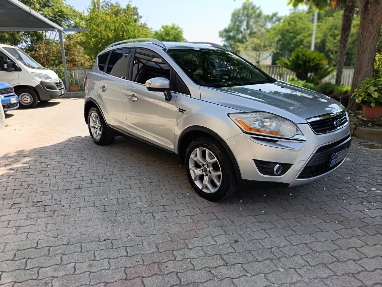 Ford Kuga 2.0 D TITANIUM