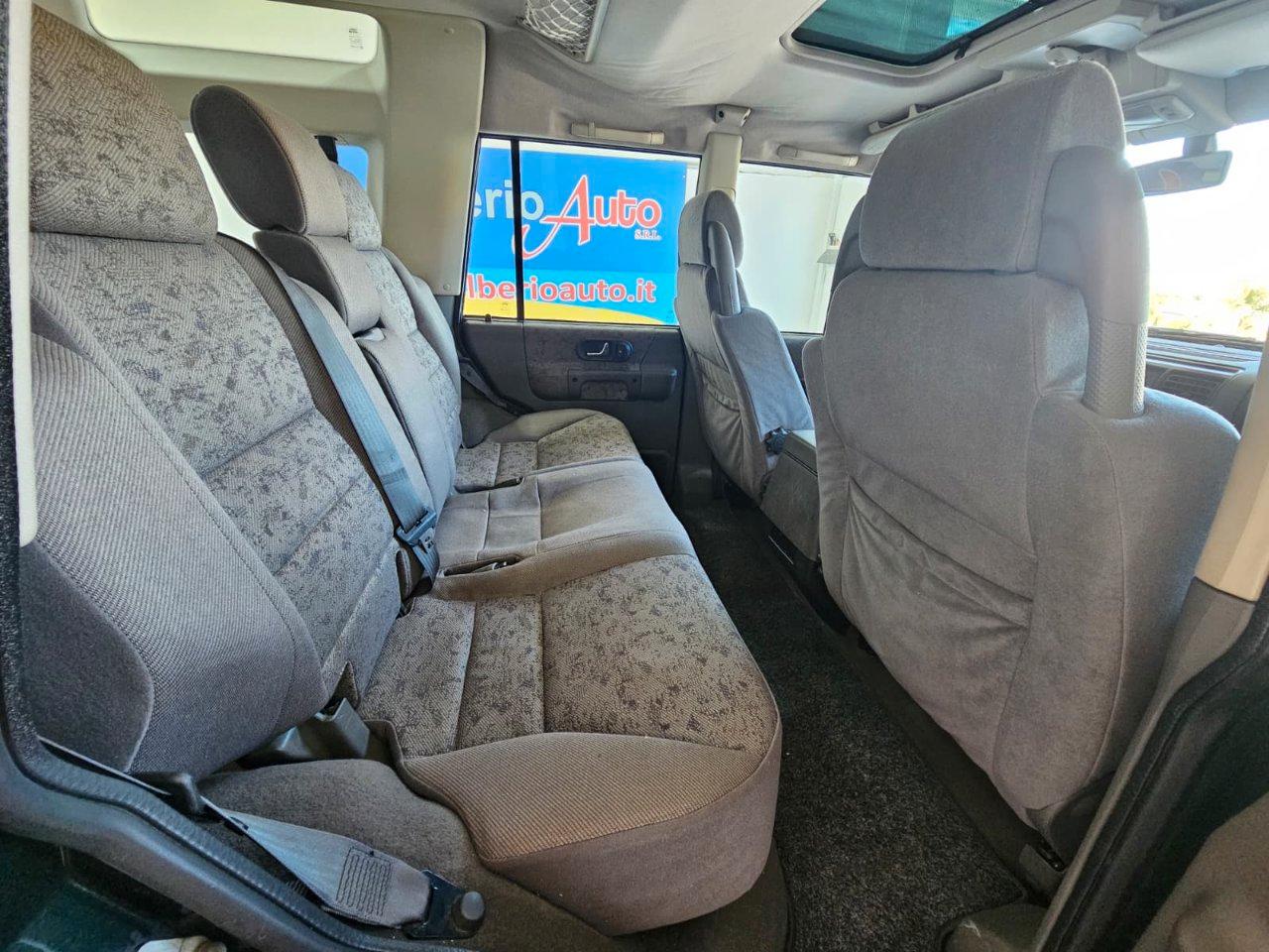 Land Rover Discovery 5 Porte Discovery 5p 2.5 td5 Luxury