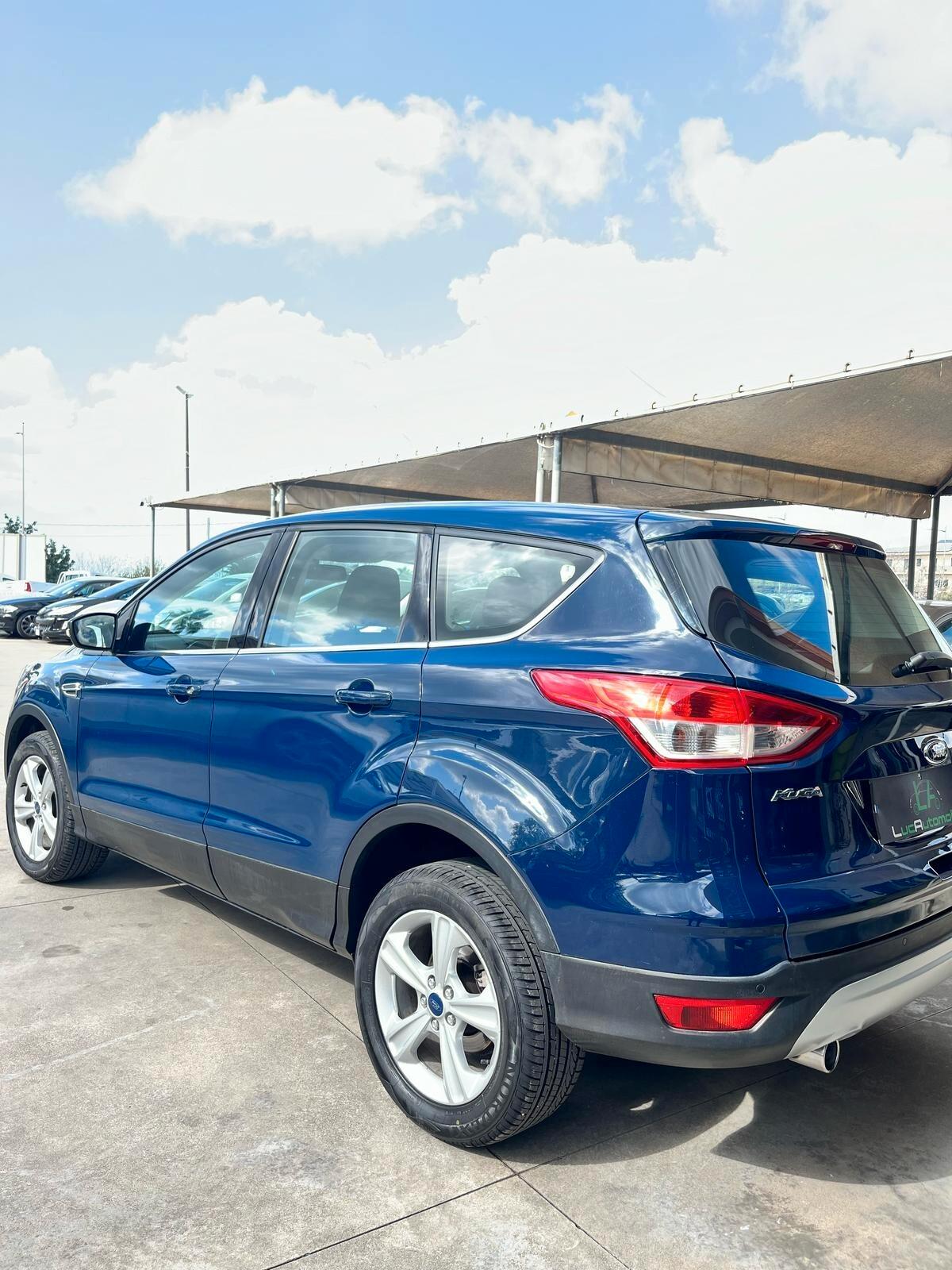 Ford Kuga 2.0 TDCI 120 CV S&S 2WD Titanium