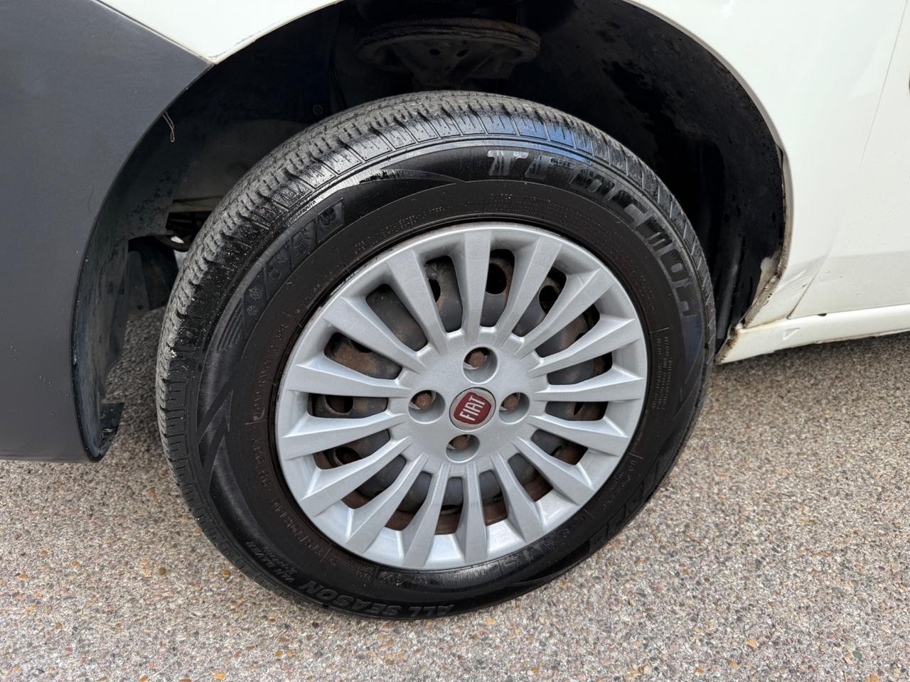Fiat Doblò 1.6 16V Natural Power Active
