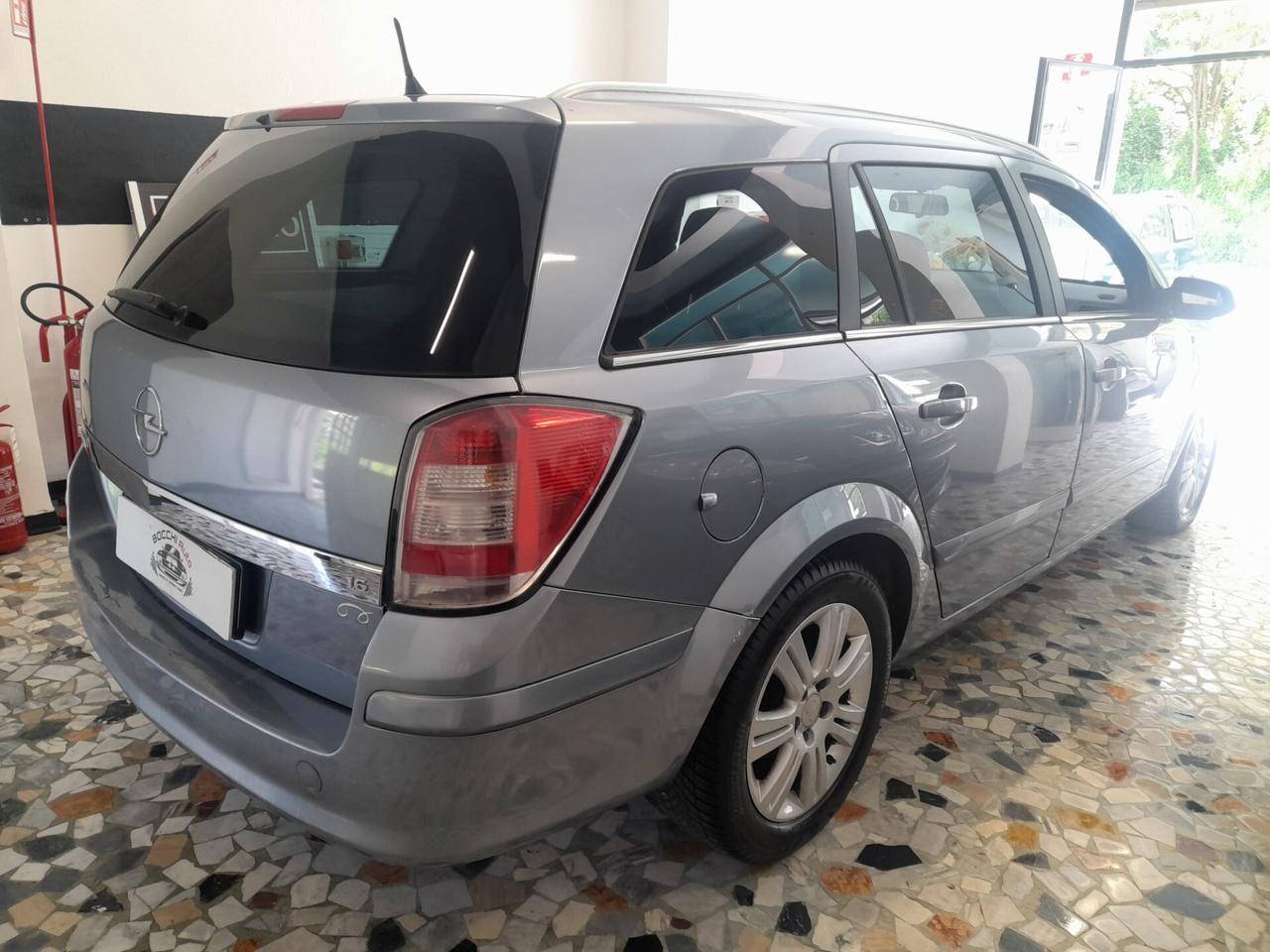 Opel Astra 1.6 16V VVT Station Wagon Cosmo