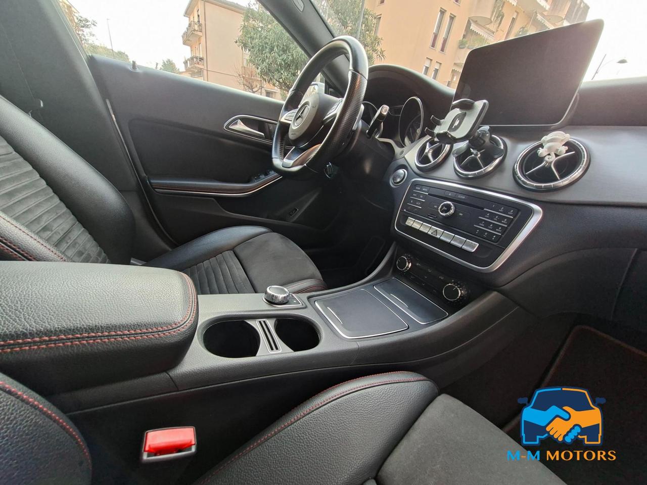 MERCEDES CLA 200 D