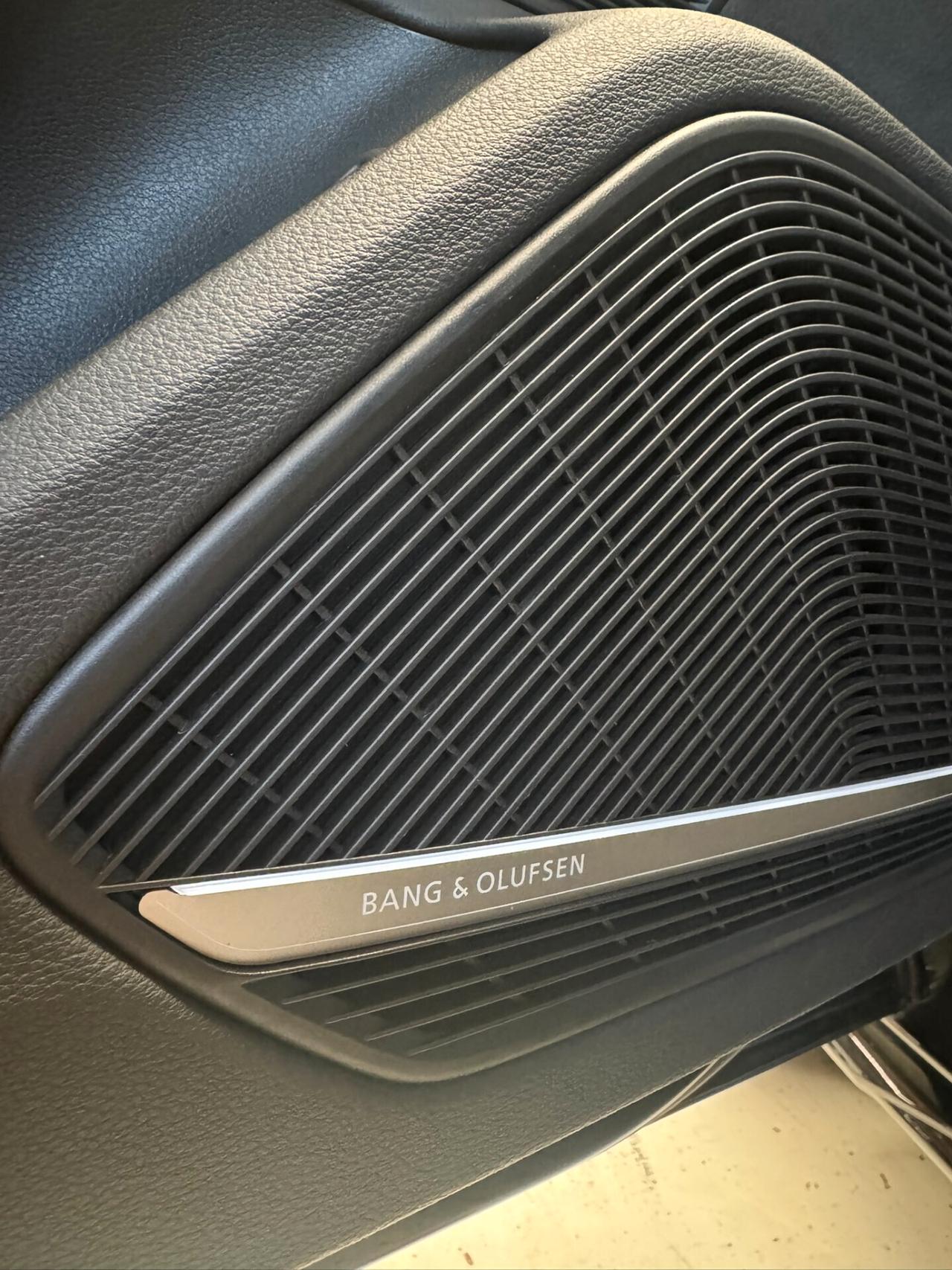 Audi S4 Avant TDI TETTO SEDILI B&O GARANZIA gancio STRAFULL
