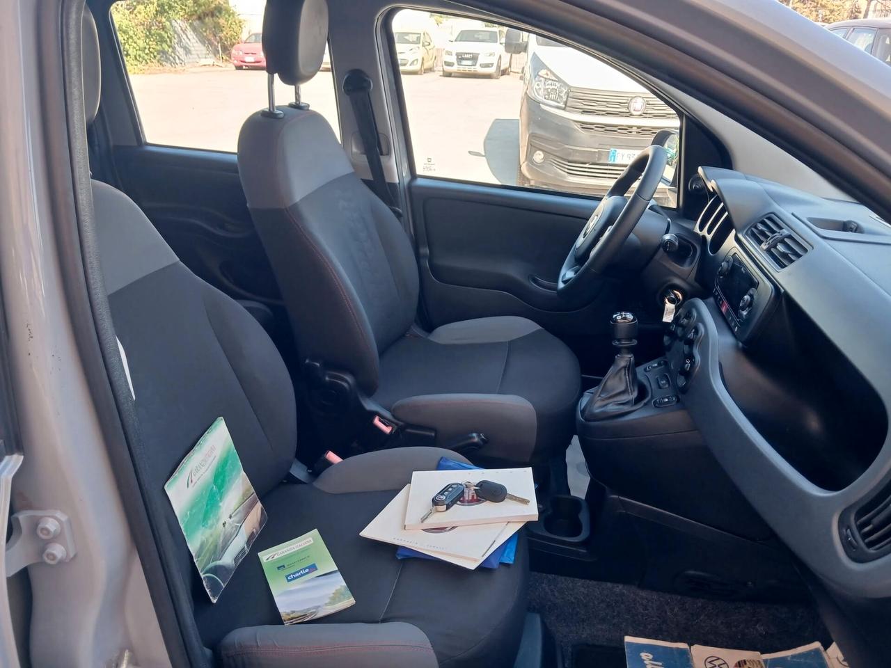 Fiat Panda 1.2 Lounge km 105000 pari al nuovo tenuta maniacalmente GARANZIA