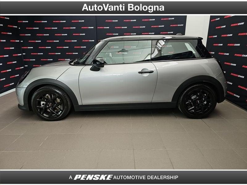 MINI Cooper Mini Cooper 3p 1.5 C Favoured auto