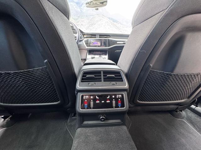 AUDI A6 Avant 40 2.0 TDI quattro ultra S tronic S Line