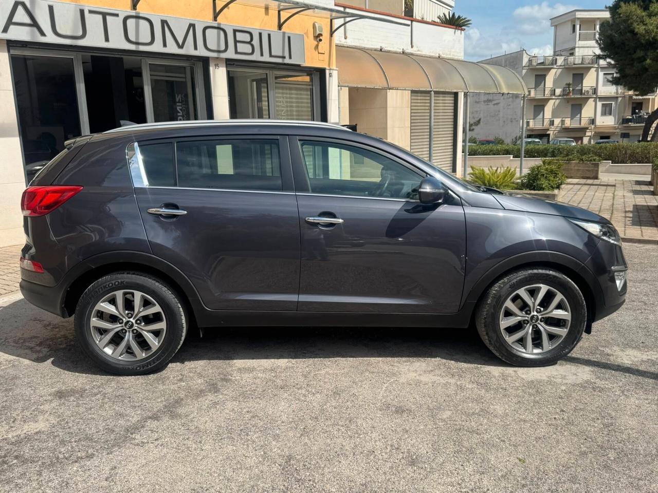 KIA SPORTAGE 1.7 CRDI 115 CV. TETTO APRIB.+NAVI+RETROCAMERA