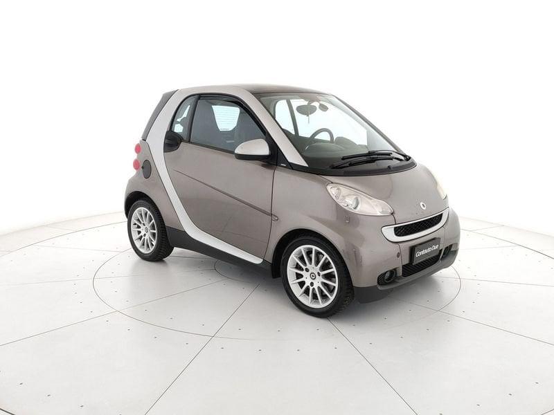 smart fortwo fortwo 1000 52 kW MHD coupé passion