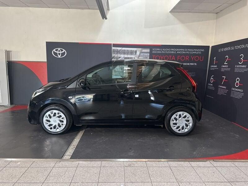 Toyota Aygo Connect 1.0 VVT-i 72 CV 5 porte x-play