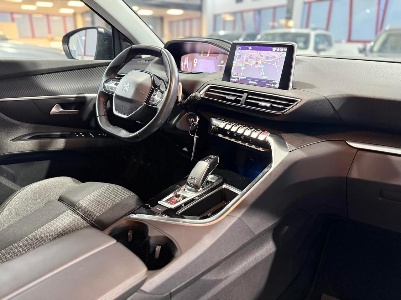 Peugeot 5008 Allure 1.5 BlueHDI 130cv 2021 7Posti