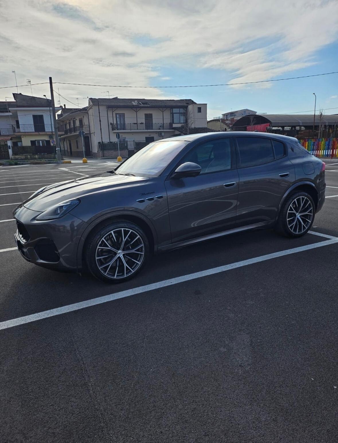 Maserati Grecale MHEV 330 CV AWD Modena