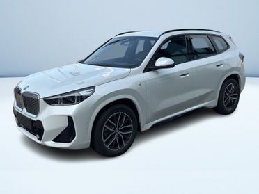 BMW iX1 eDrive20 M Sport