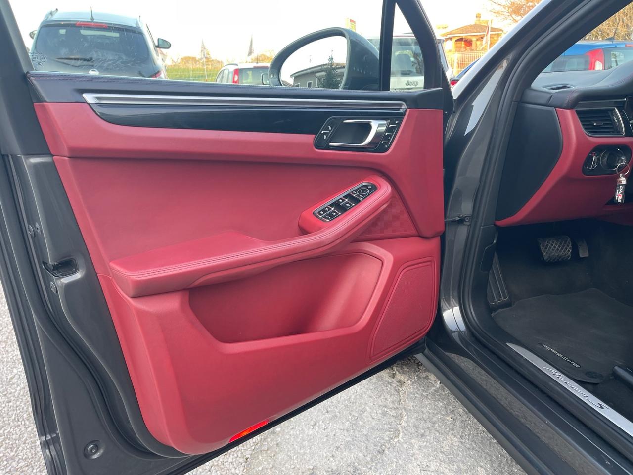 Porsche Macan S PDK 3.0 V6 250cv